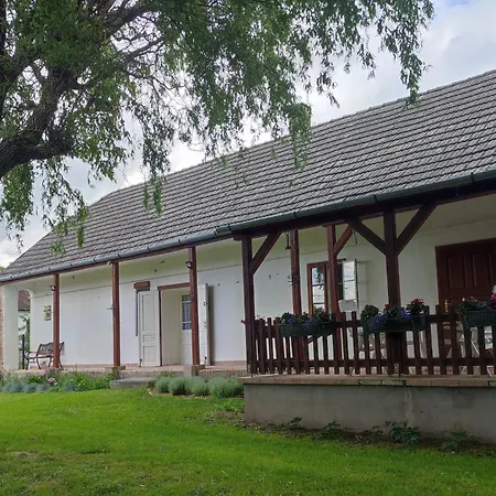 Minor Major Casa de Férias